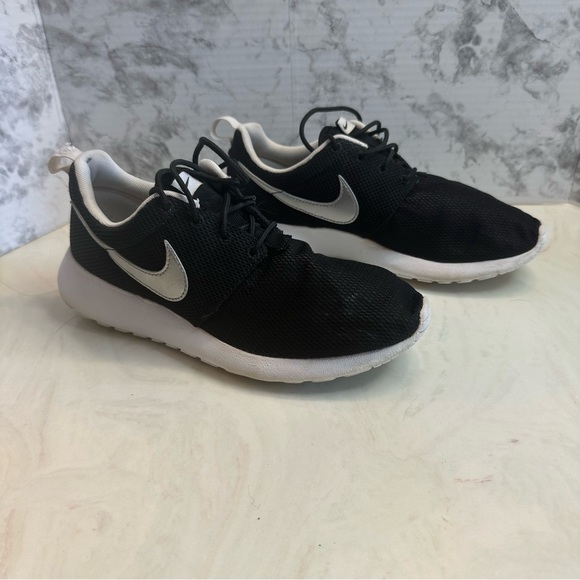 Nike Roshe one running shoe - Picture 2 of 7